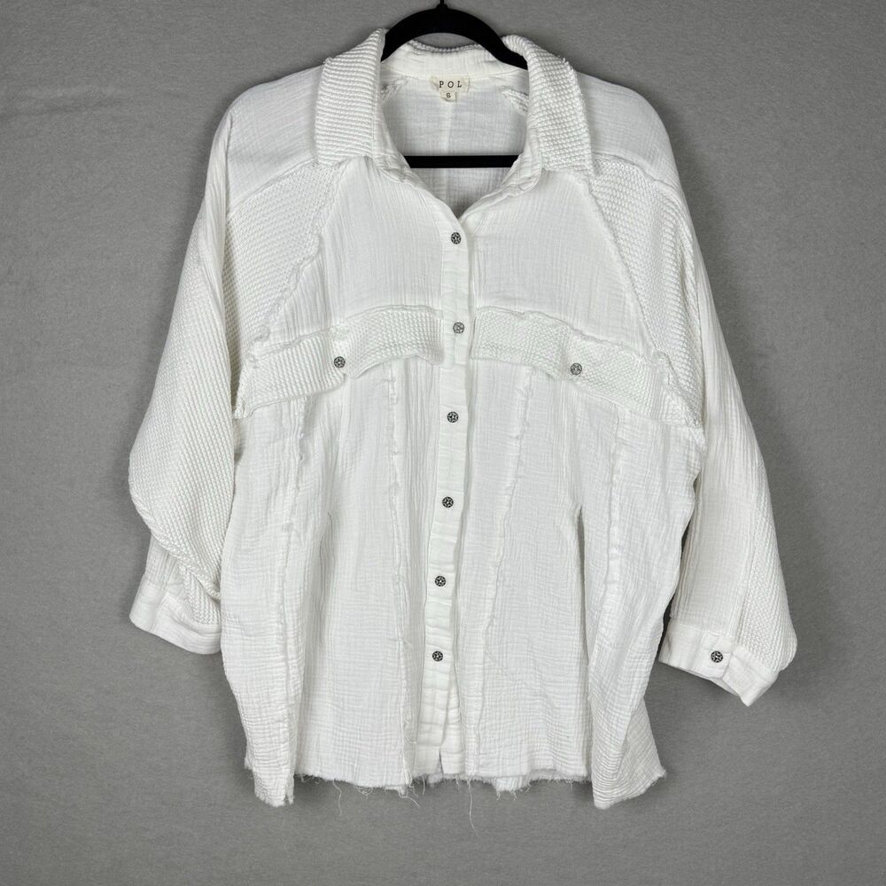 POL Oversized White Button‎ Up Star Buttons Boho Beachy Sz S Raw Hems